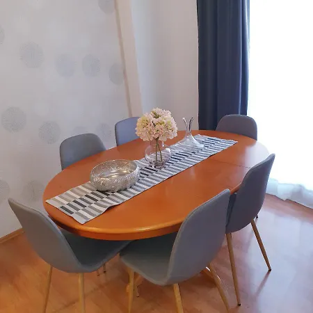 Apartment Mare Pula