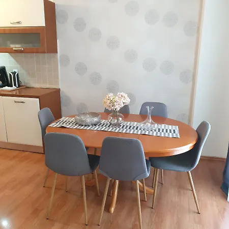 Mare Apartment *